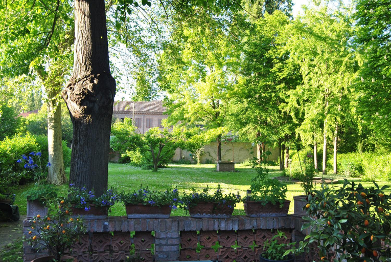 Others 3, La Casa di Marina, Ferrara