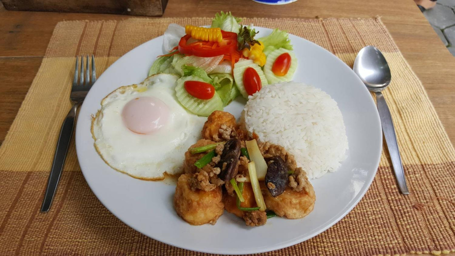 Food & Drinks 5, Gord Nuea, Muang Chiang Mai