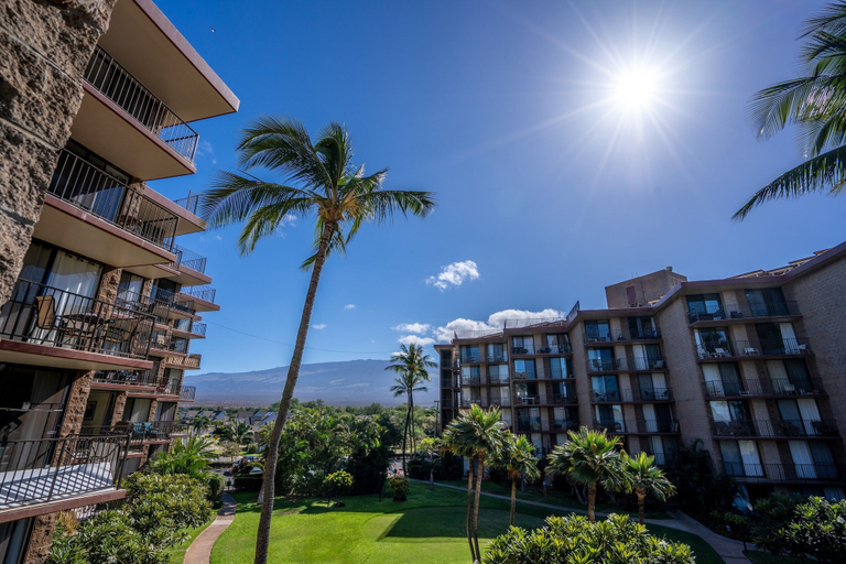 Exterior & Views 2, Deluxe Oceanside Resort Vistas, Maui