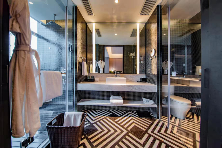 Bathroom 5, Radisson Ningbo Beilun, Ningbo
