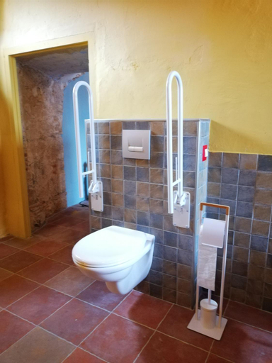 Bathroom 4, Mas Del Llop Blanc - Dog friendly Hostal Rural - B&B, Girona