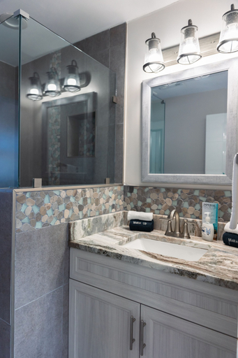 Bathroom 4, Banana River Resort, Brevard