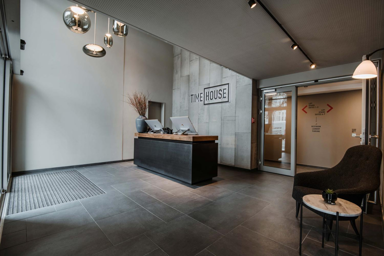 Public Area 3, Timehouse, München
