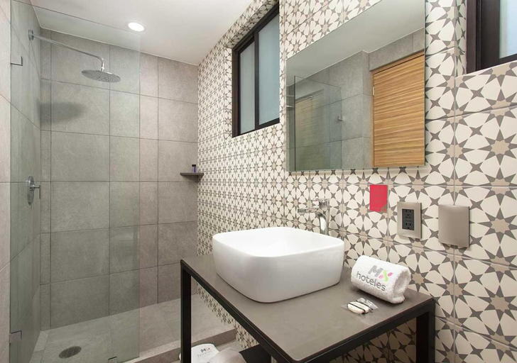 Bathroom 4, Hotel MX zocalo CDMX, Trademark Collection by Wyndham, Mexico City