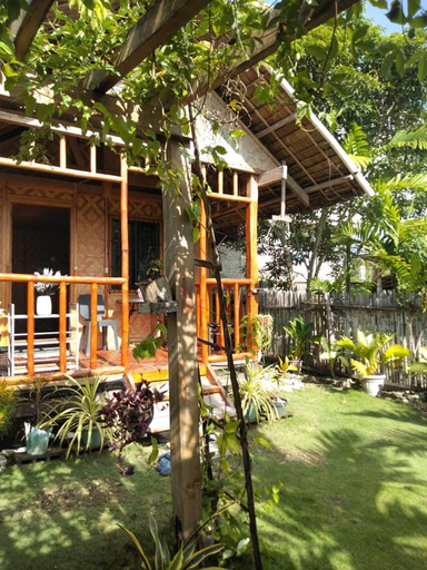 Others 4, Titanic's Nipa Hut, Moalboal