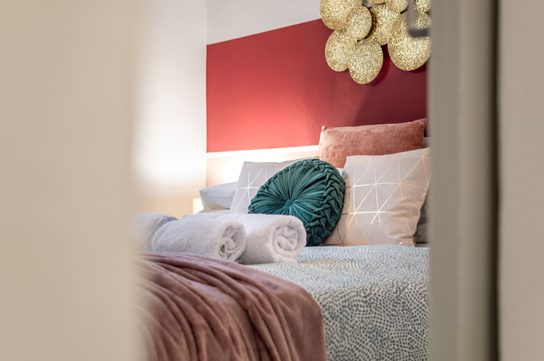 Room 3, Wine Apartments Florence Vernaccia, Florence