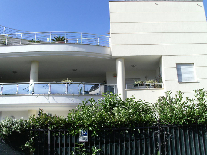 Others 4, B&B Stazione Latina, Latina