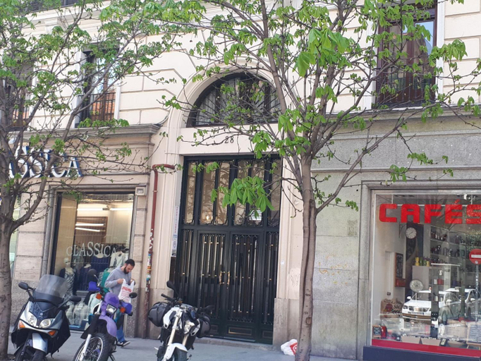 Others 4, Hostal Pacios, Madrid