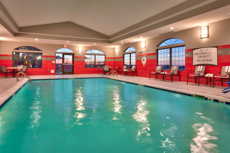 Sport & Beauty 5, Staybridge Suites CHEYENNE, Laramie