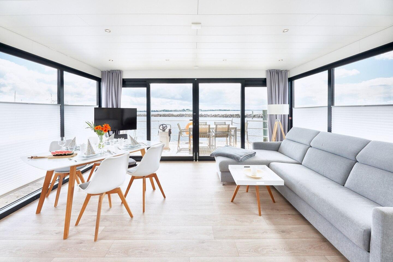 Others 4, Secret hint on the Baltic Sea→living in the marina, Nordwestmecklenburg