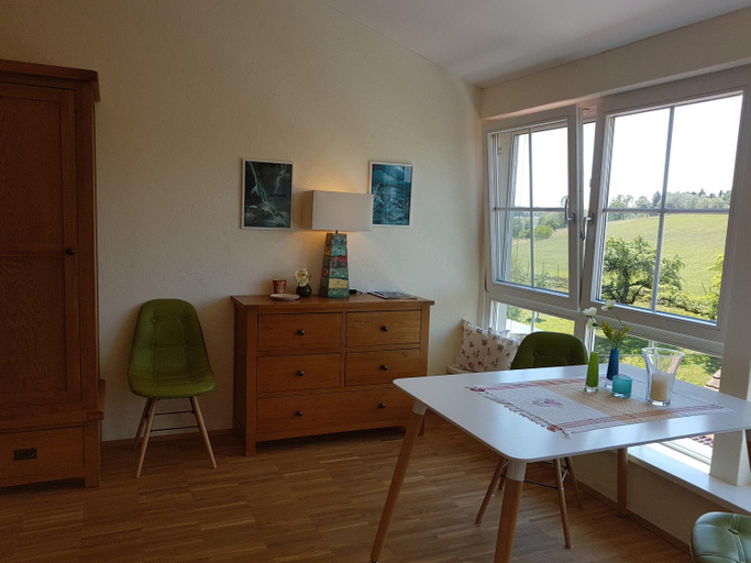 Others 4, Landgut Apfelrose, Bodenseekreis