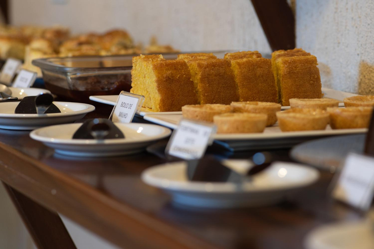 Food & Drinks 24