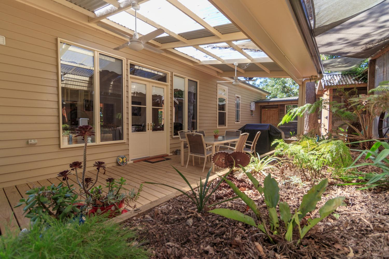Others 2, The Oaks Lilydale Accommodation, Yarra Ranges - Lilydale