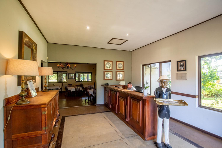 Public Area 5, Hamiltons Lodge & Restaurant, Ehlanzeni