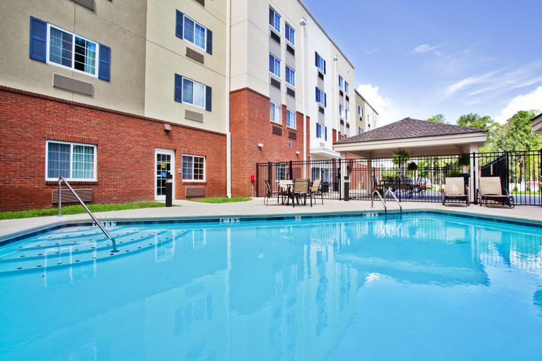 Sport & Beauty 4, Candlewood Suites COLUMBUS - FORT MOORE, Muscogee
