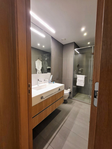 Bathroom 5, Monot Suites, Beirut