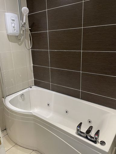 Bathroom 3, Glazert Country House Hotel, East Dunbartonshire