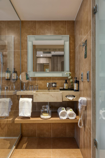Bathroom 26