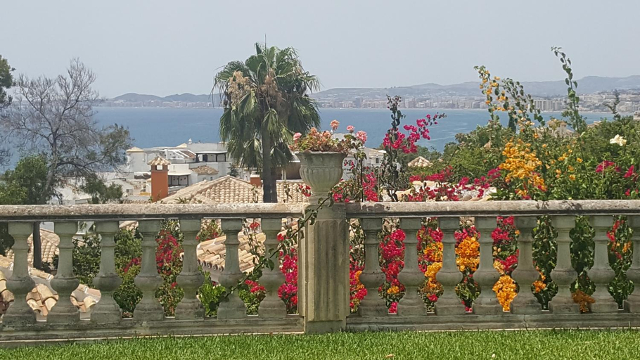 Others 4, Villa Flor de Azahar, Málaga