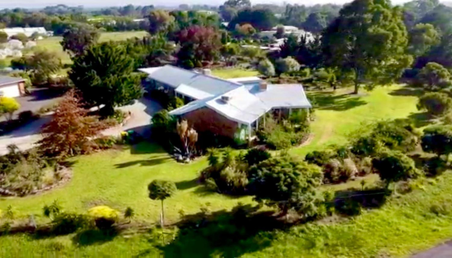 Exterior view 5, Melbourne Garden Bed and Breakfast, Melton Bal