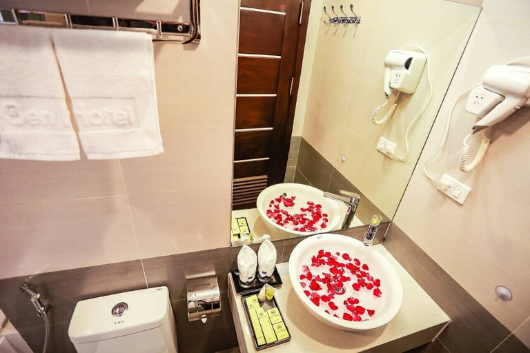 Bathroom 5, Sen Hotel by Bay Luxury, Thanh Xuân