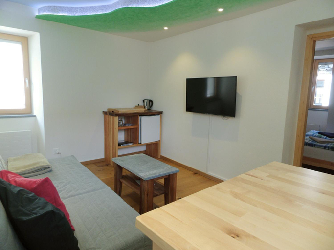 Others 5, Guesthouse "Castello del Nucleo", Locarno