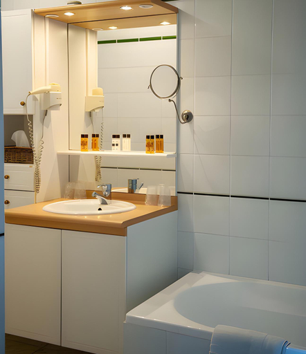 Bathroom 2, Hotel Myrtilles, Luxembourg