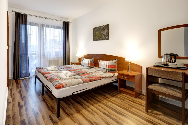 Bedroom 2, Willa Drako, Kamień