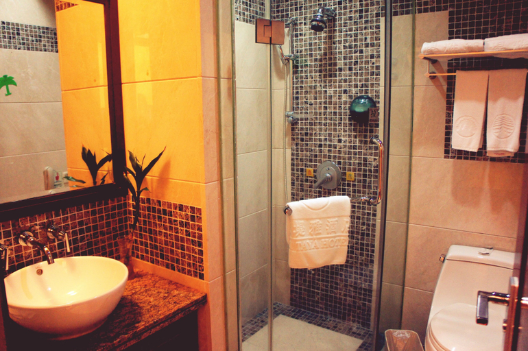 Bathroom 2, Shenzhen Pattaya Hotel, Shenzhen