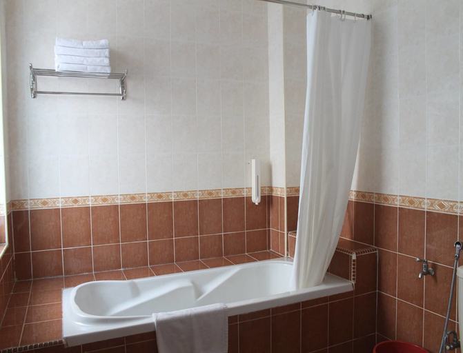 Bathroom 3, Aldy Hotel Stadhuys, Malacca City