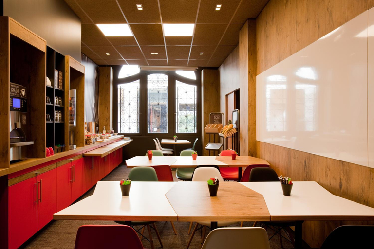Food & Drinks 3, ibis Paris Gare De L Est 10 Eme, Paris