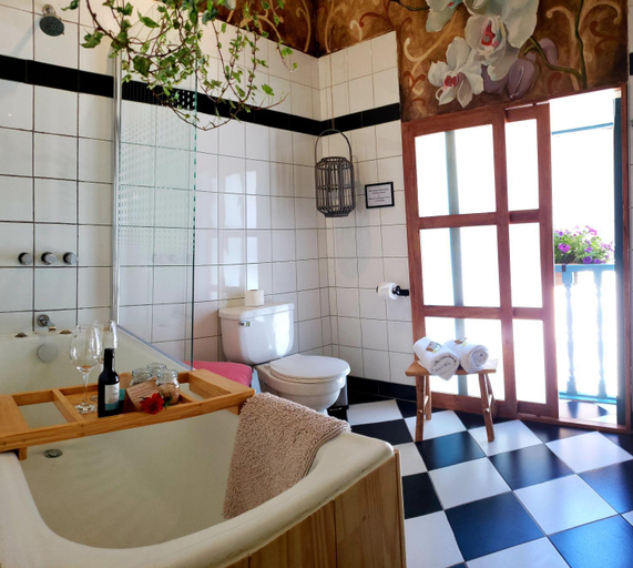 Bathroom, Ninos Hotel Fierro, Cusco