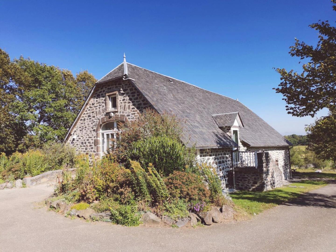 Exterior & Views 1, Maison d'Hotes La Grange, Cantal