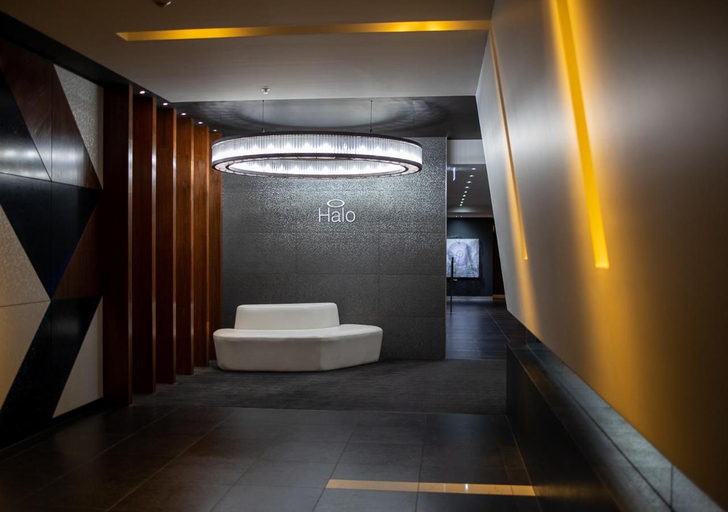 Bathroom 2, Modern Quiet 1 & 2 Bed Apt Opposite Albert Park, Melbourne