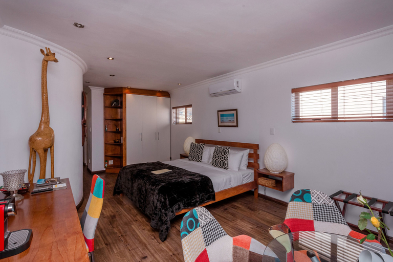 Bedroom 3, Sea Star Lodge, Overberg