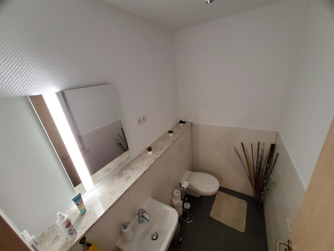 Bathroom 3, Ferienwohnungen Im Grund 22, 22a, 22c Birkenstein, Märkisch-Oderland