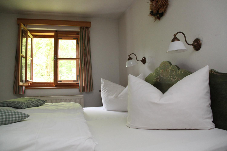 Bedroom 3, Gasthaus zum Spath, Dingolfing-Landau