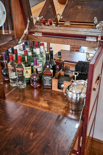 Food & Drinks 2, Staybridge Suites LIVERPOOL, Sefton