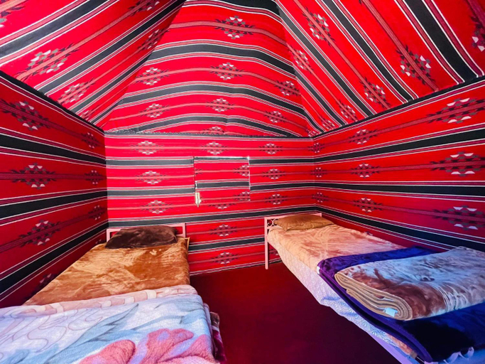 5, Bedouin host camp& with tour, Aqaba