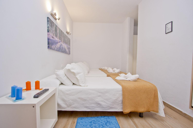 Bedroom 3, Barcelona City Hotel, Barcelona