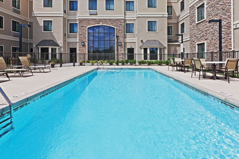 Sport & Beauty 3, Staybridge Suites WICHITA, Sedgwick