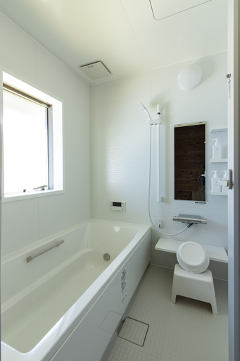 Bathroom 5, Kamome Slow Hotel, Awaji