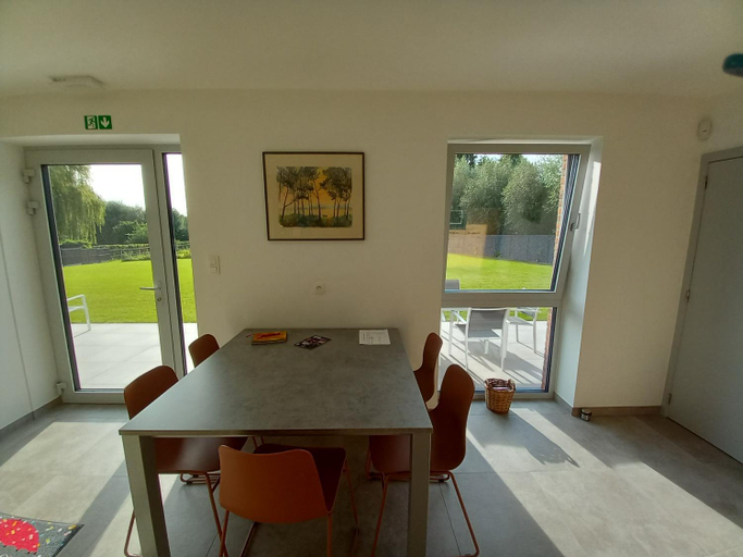 Others 5, Les jardins du Gauquier, Hainaut