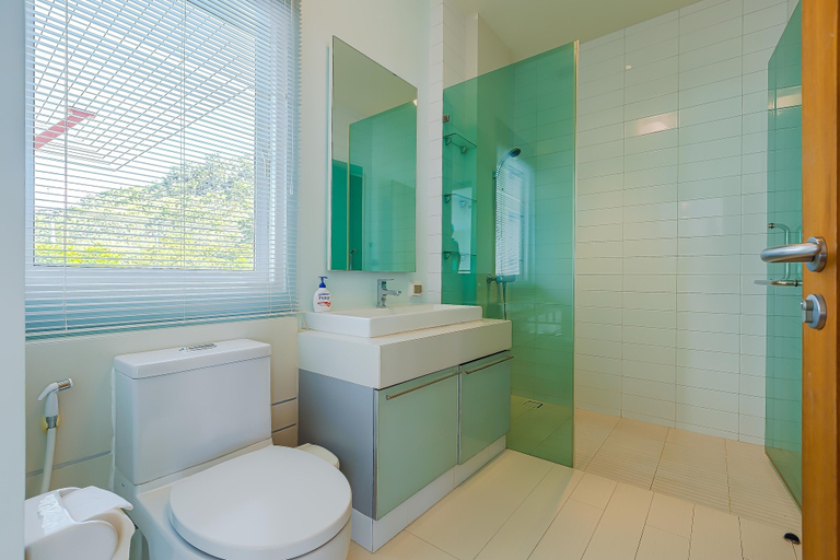 Bathroom 4, 7 Bedrooms Mansion on The Golf Course-JB, Cha-Am