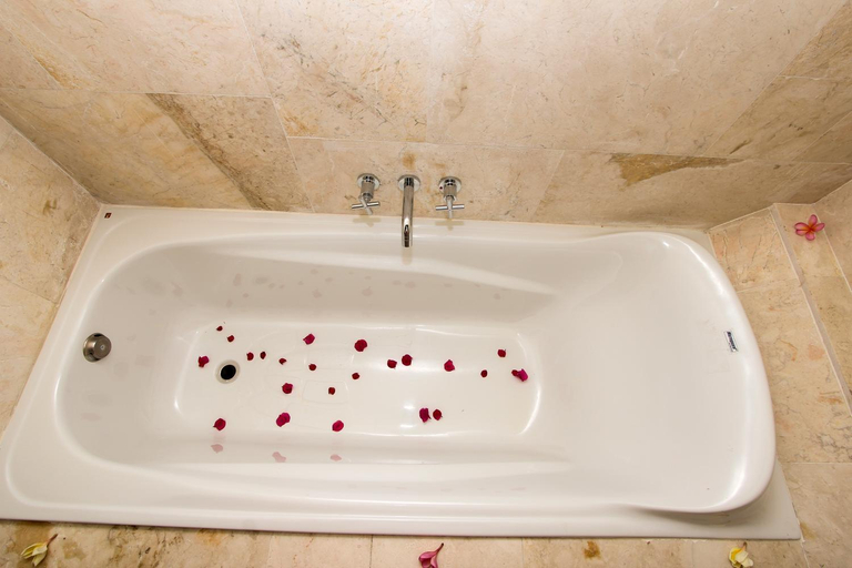 Bathroom 3, Rinjani Lodge, Lombok