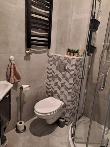 Bathroom 4, Prokocim Apartments, Kraków City
