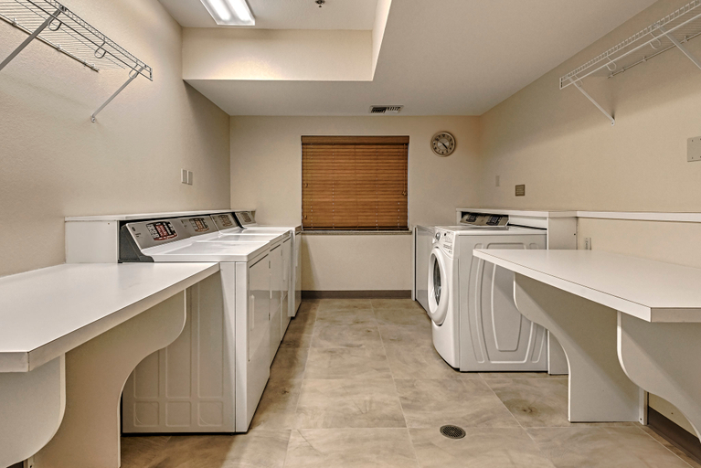 Others 3, Candlewood Suites OAK HARBOR, Island