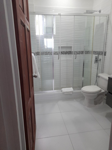Others 3, Serenity Seaview Suite