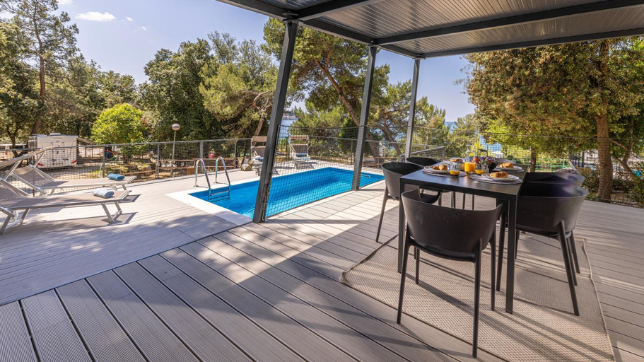 Sport & Beauty 2, Porton Nature Hideouts, Rovinj