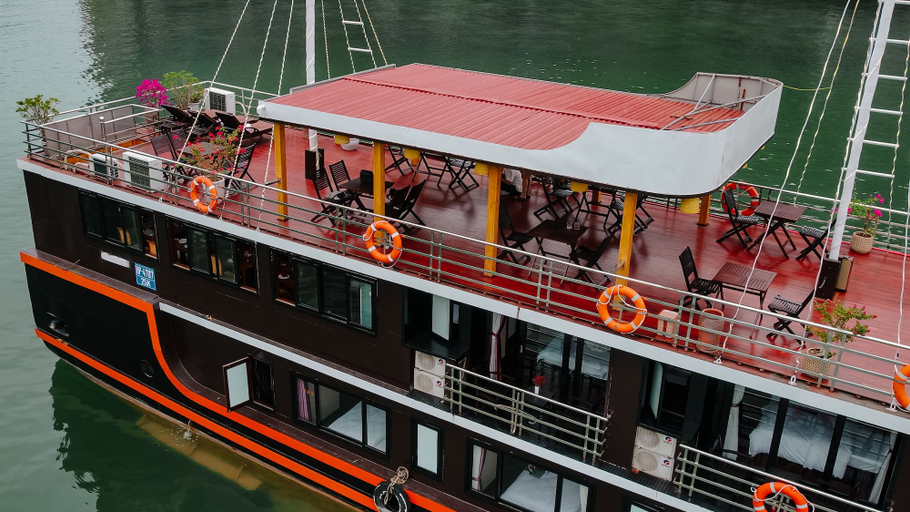 Exterior & Views 2, Daiichi Boutique Cruise, Cát Hải